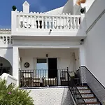 Townhouse With Sea View